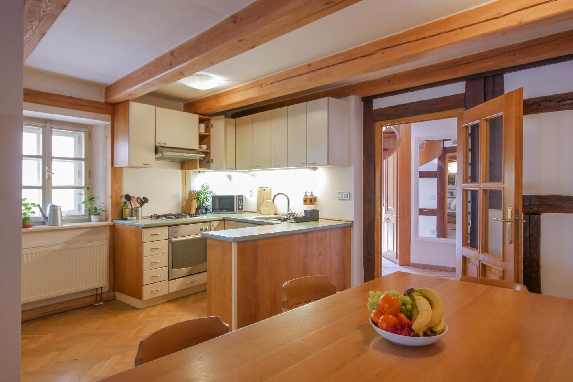 Nelis I Boutique Apartments In Old Town